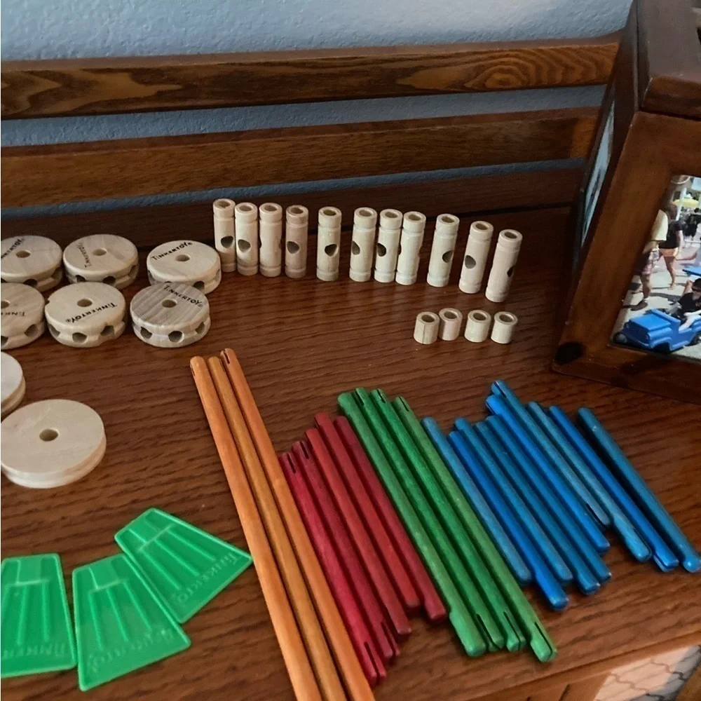 Vintage Hasbro Tinkertoy Classic Junior Set